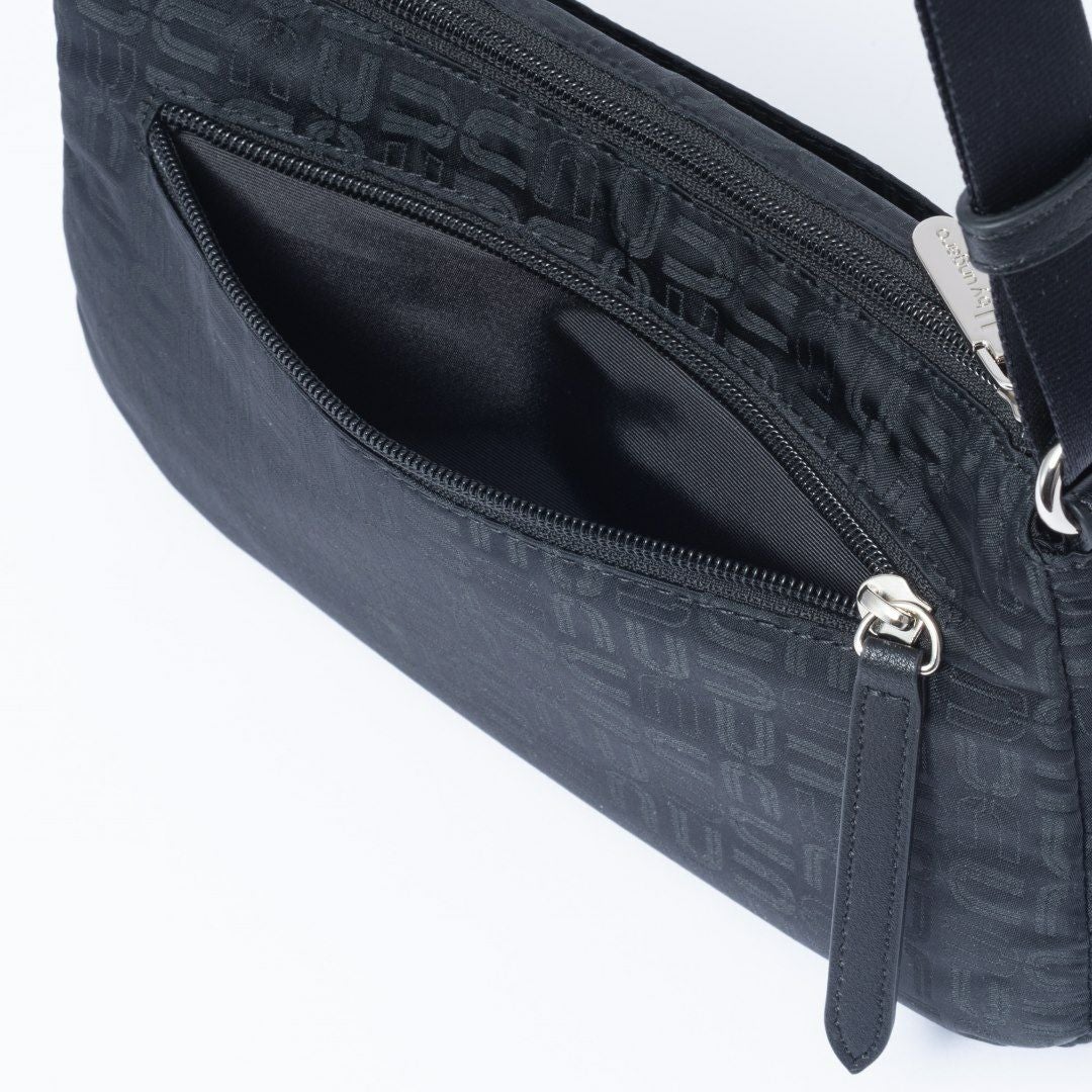 U by ungaro フランシーヌ ポシェット ブラック×ブラック