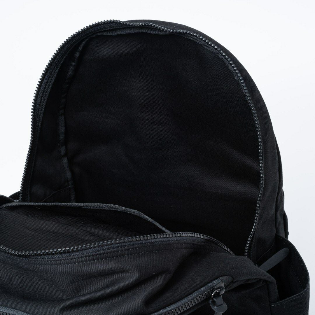 MARGARET HOWELL idea Weather proof バックパック ブラック