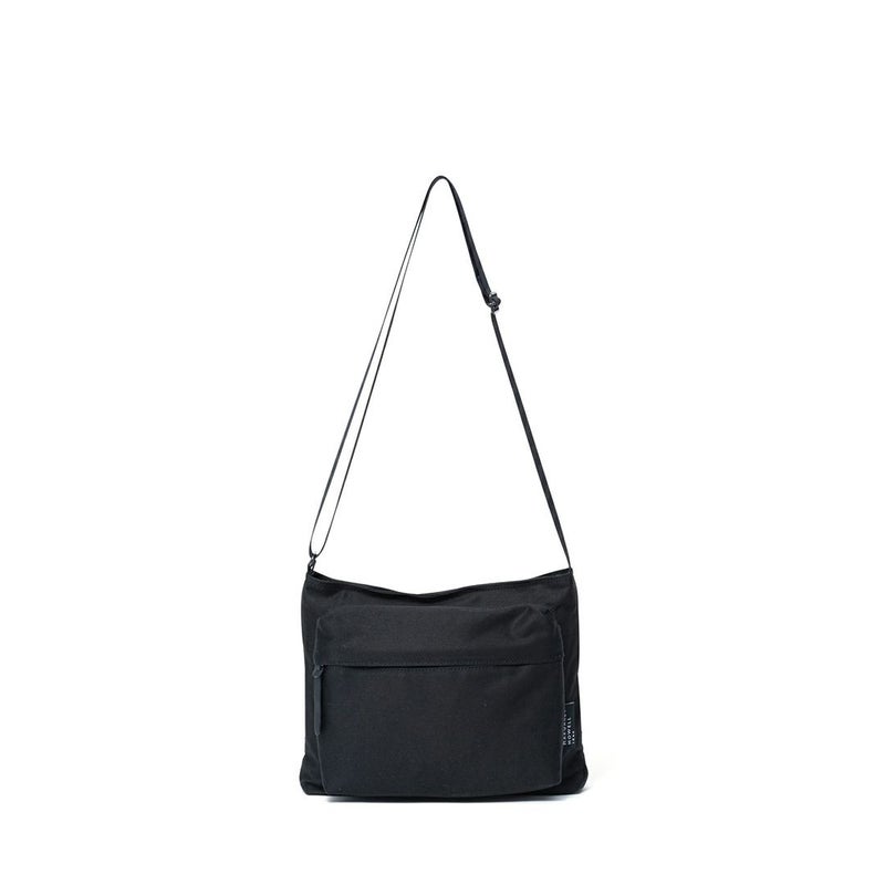 MARGARET HOWELL idea Weather proof サコッシュ ブラック