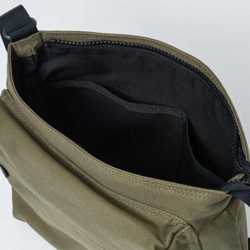 MARGARET HOWELL idea Weather proof サコッシュ カーキ