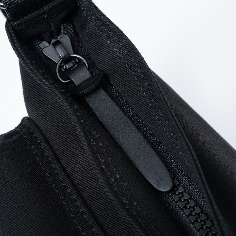 MARGARET HOWELL idea Weather proof サコッシュ ブラック