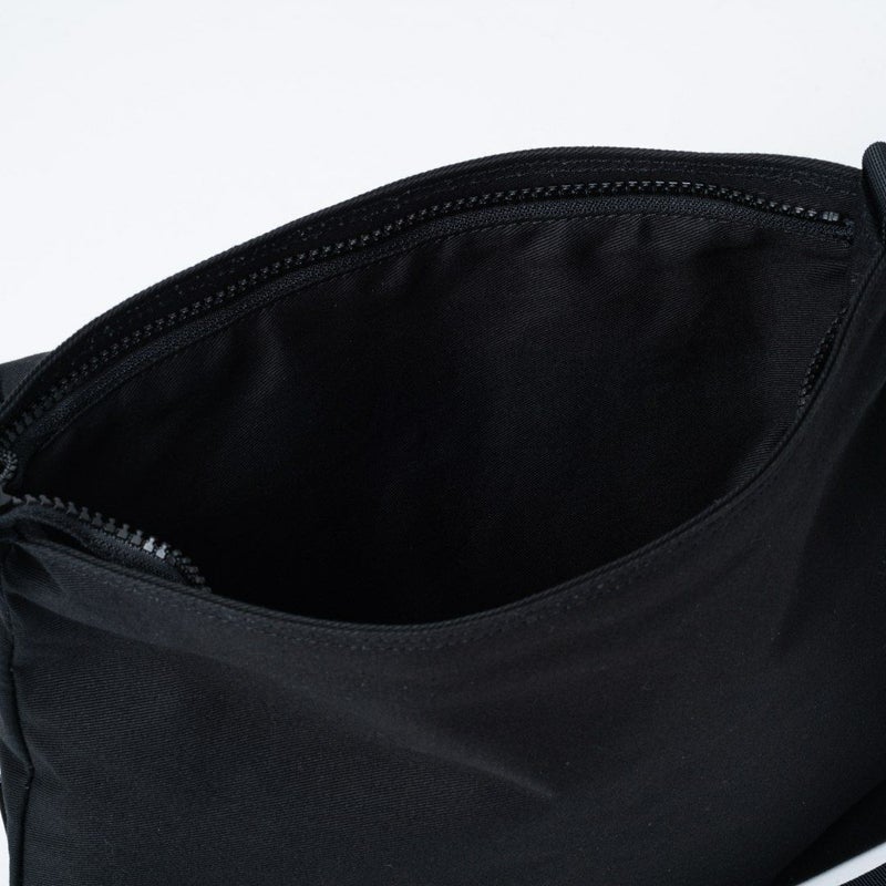 MARGARET HOWELL idea Weather proof サコッシュ ブラック