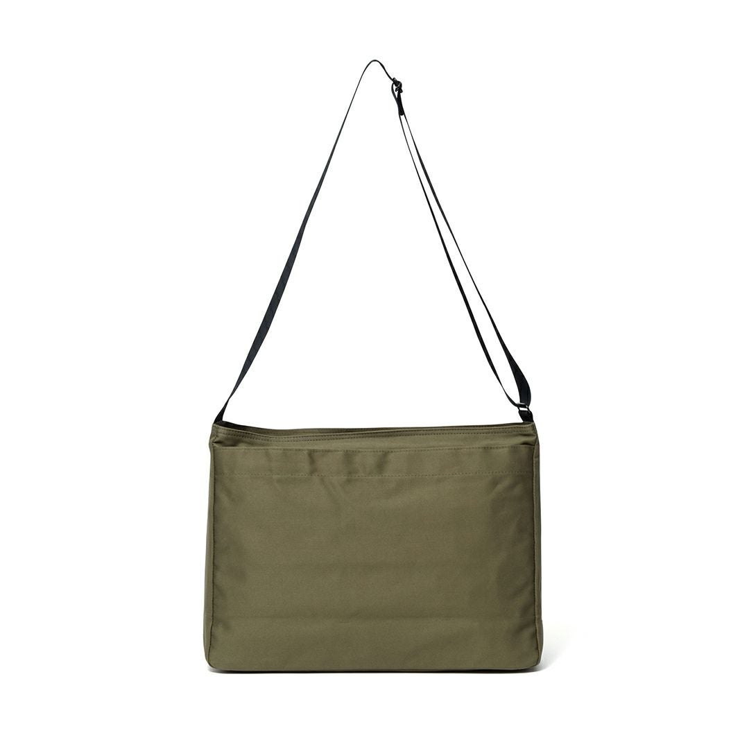 MARGARET HOWELL idea Weather proof ショルダー(L) カーキ