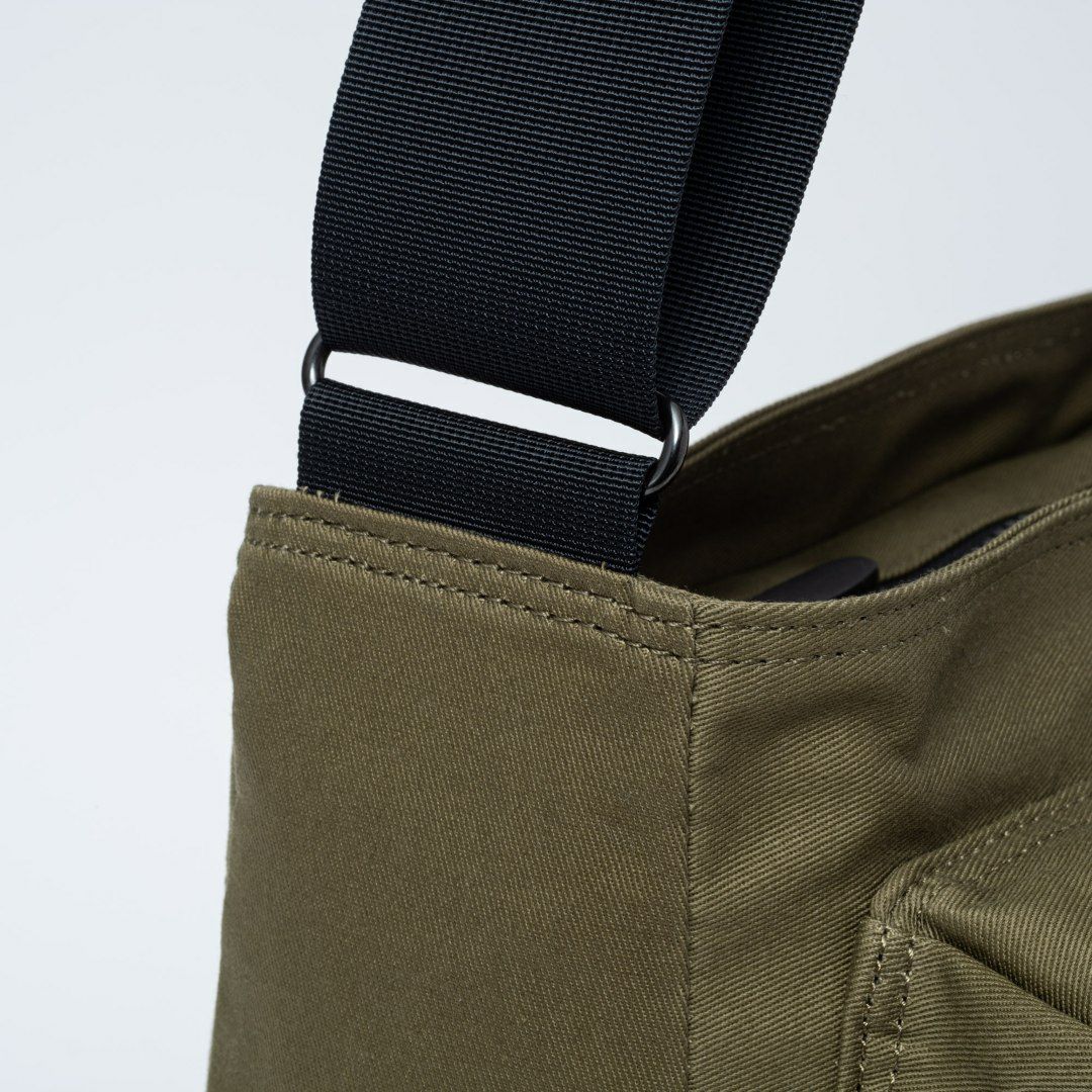 MARGARET HOWELL idea Weather proof ショルダー(L) 商品｜THE BAGMANIA