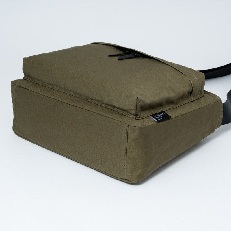 MARGARET HOWELL idea Weather proof ショルダー(L) カーキ