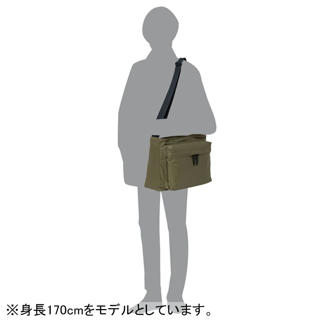 MARGARET HOWELL idea Weather proof ショルダー(L)