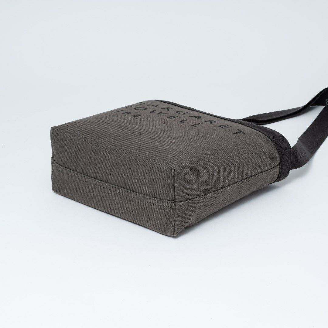 MARGARET HOWELL idea Big logo ショルダー(S) グレー