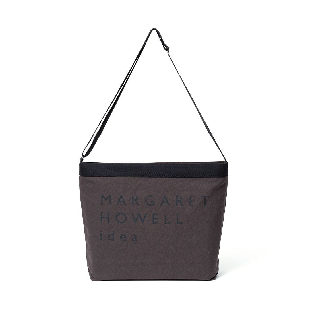 MARGARET HOWELL idea Big logo ショルダー(M) ダークブラウン