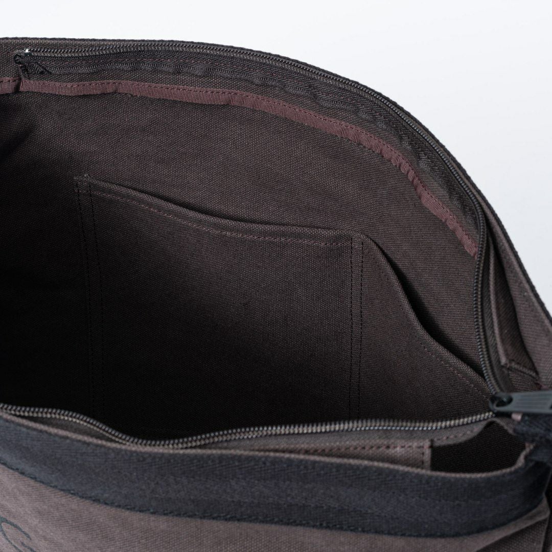MARGARET HOWELL idea Big logo ショルダー(M) 商品｜THE BAGMANIA