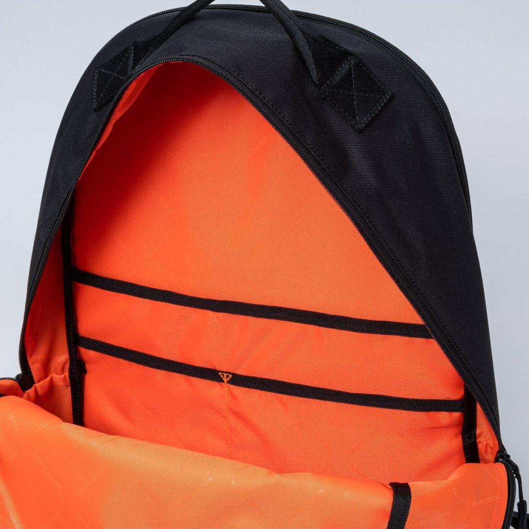 BEAMS DESIGN Impact バッグパック レッド