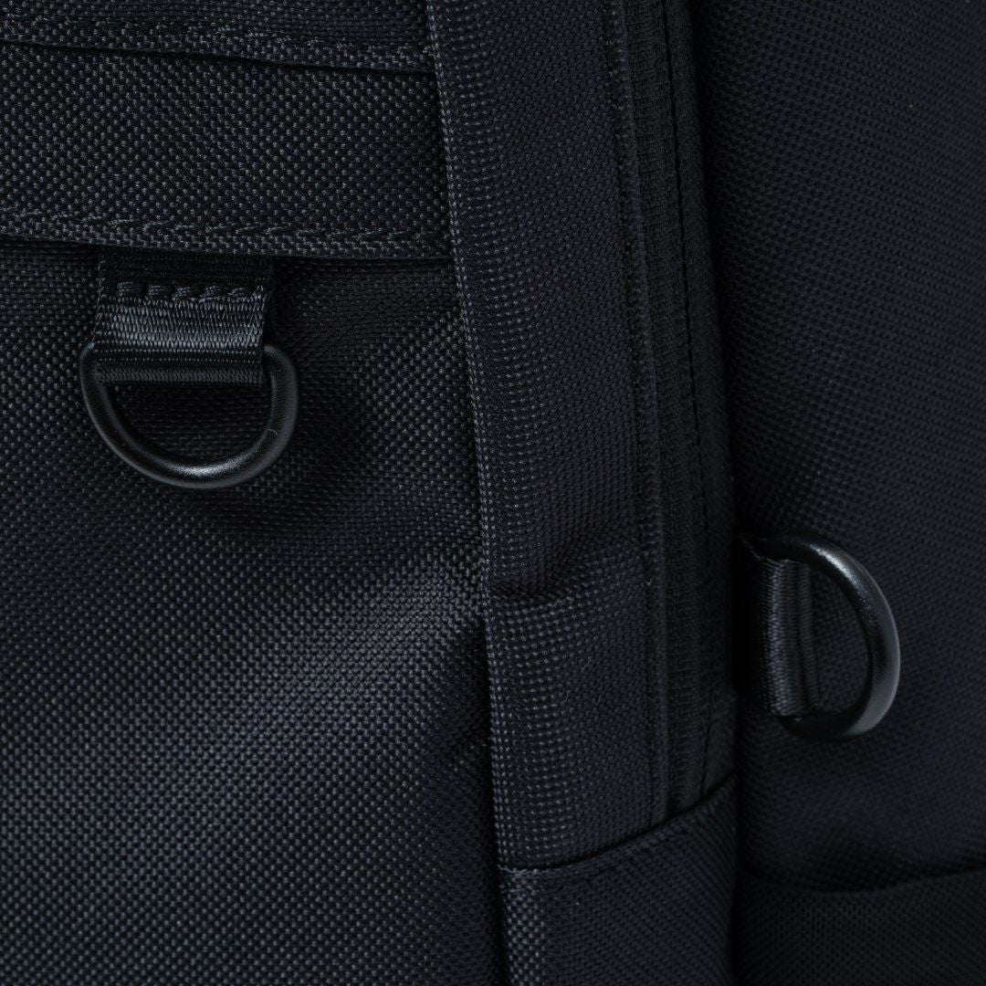 BEAMS DESIGN Impact バッグパック ブラック