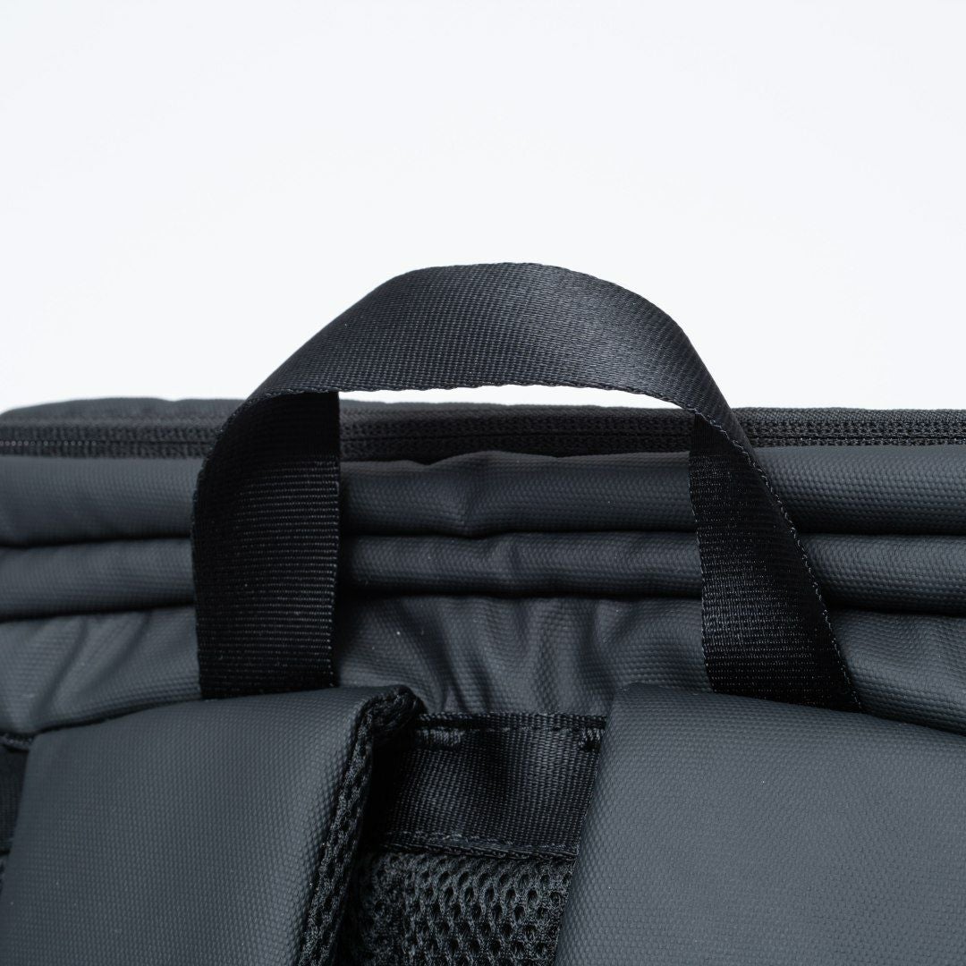 BEAMS DESIGN Influence バッグパック レッド