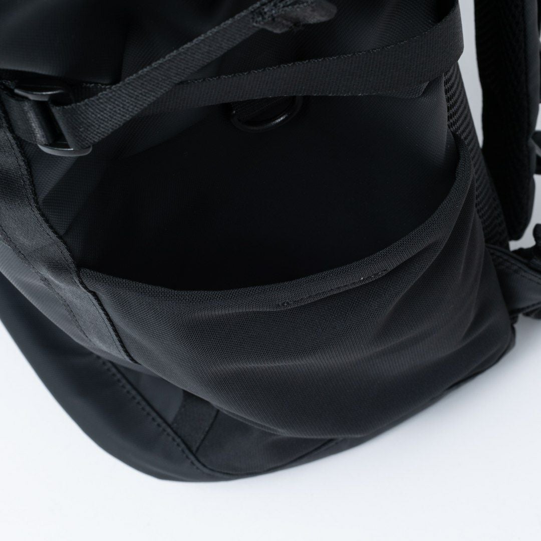 BEAMS DESIGN Influence バッグパック レッド