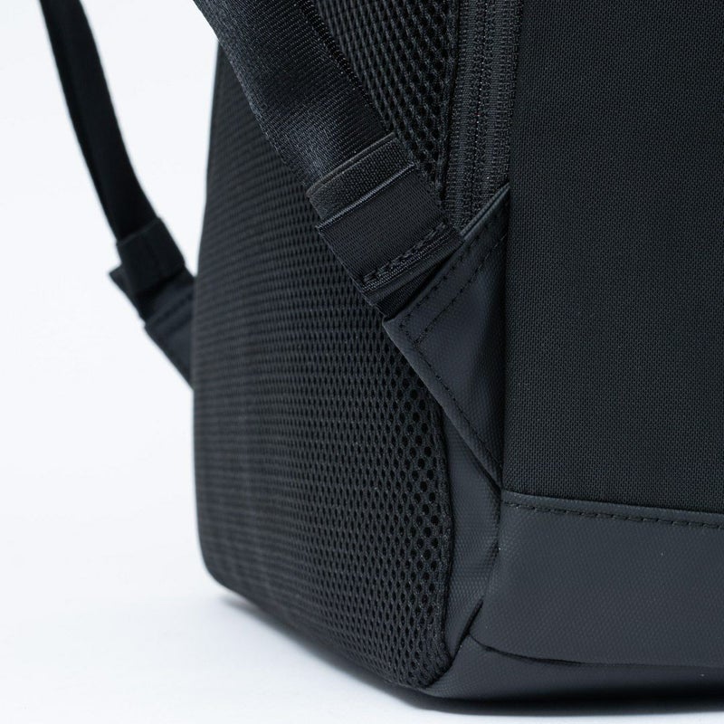 BEAMS DESIGN Influence バッグパック レッド