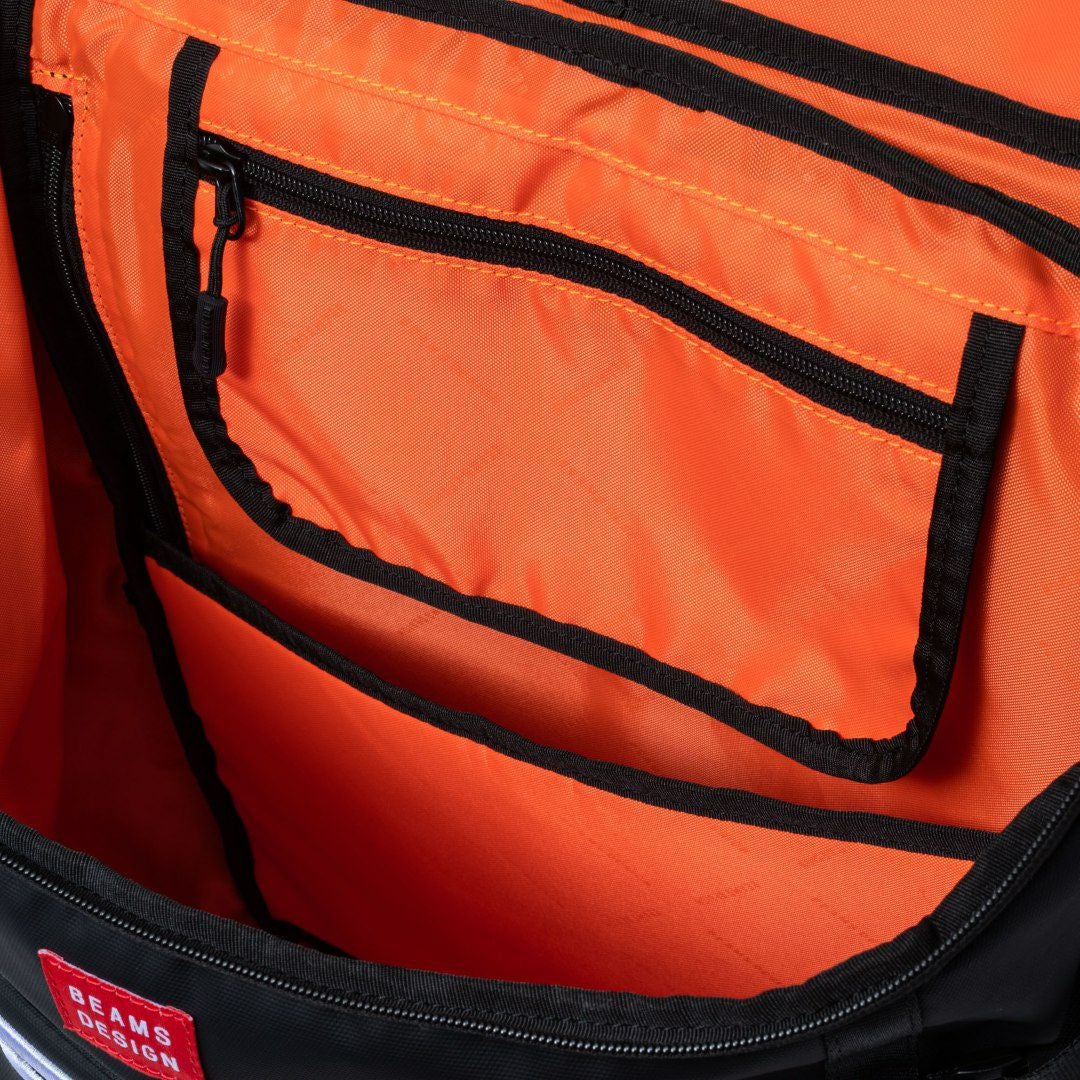 BEAMS DESIGN Influence バッグパック レッド
