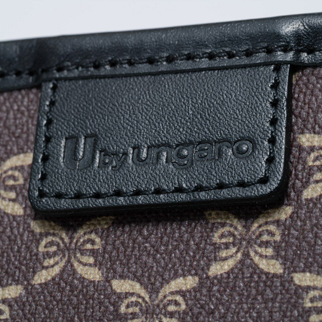 U by ungaroアレクシア トート ブラック