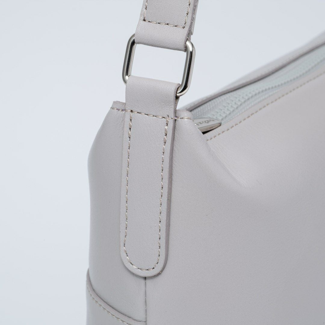  U by ungaroポレット ショルダー(M) ライトグレー