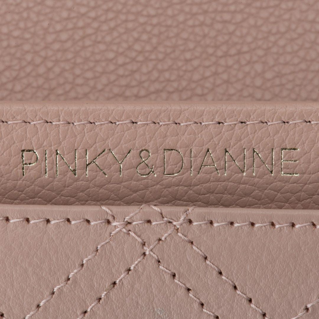 PINKY&DIANNE クラシックキルト 薄型長財布 ピンク
