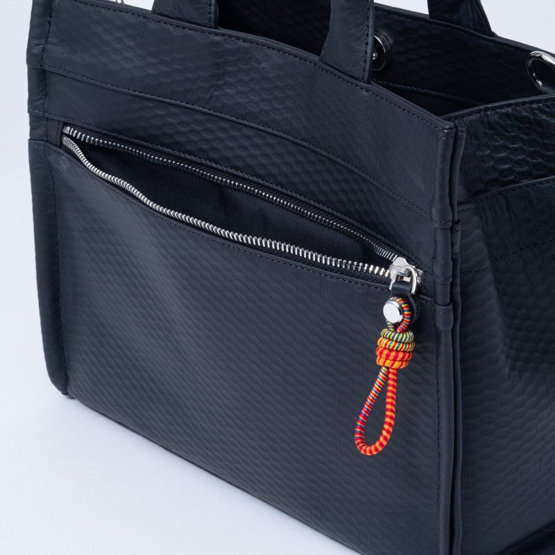 MANIUNO ECCO LEATHER スクエアミニトート(M)【MUMHMMM1】 ブラック