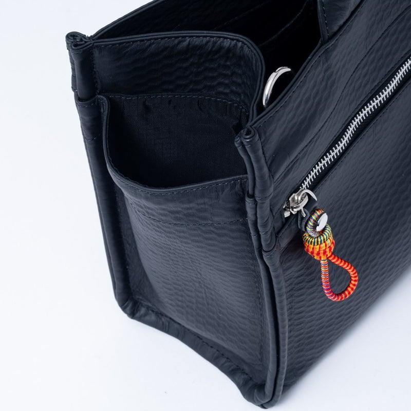 MANIUNO ECCO LEATHER スクエアミニトート(M)【MUMHMMM1】 ブラック