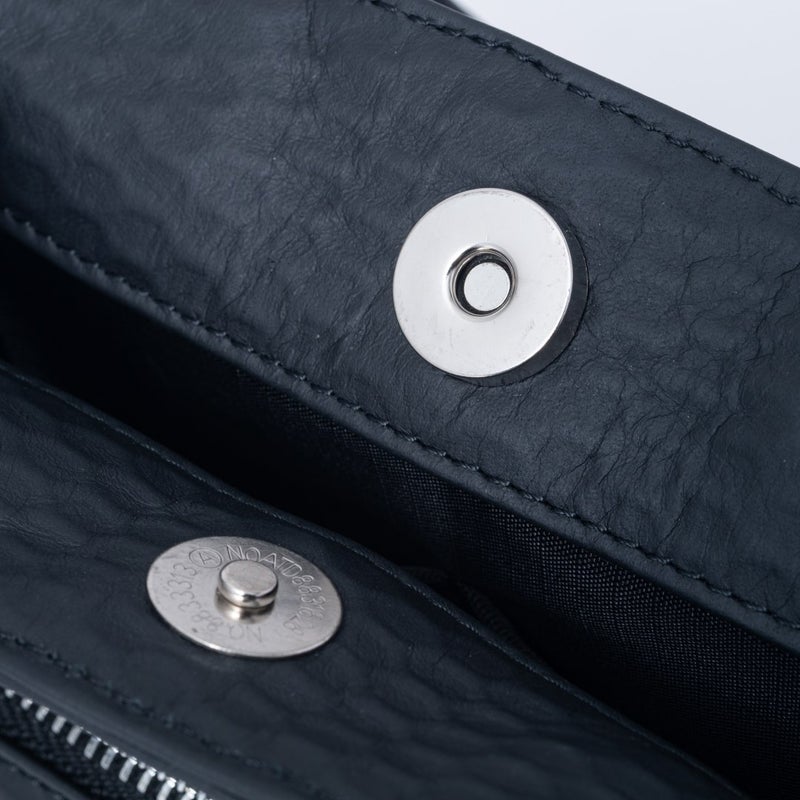 MANIUNO ECCO LEATHER スクエアミニトート(M)【MUMHMMM1】 ブラック