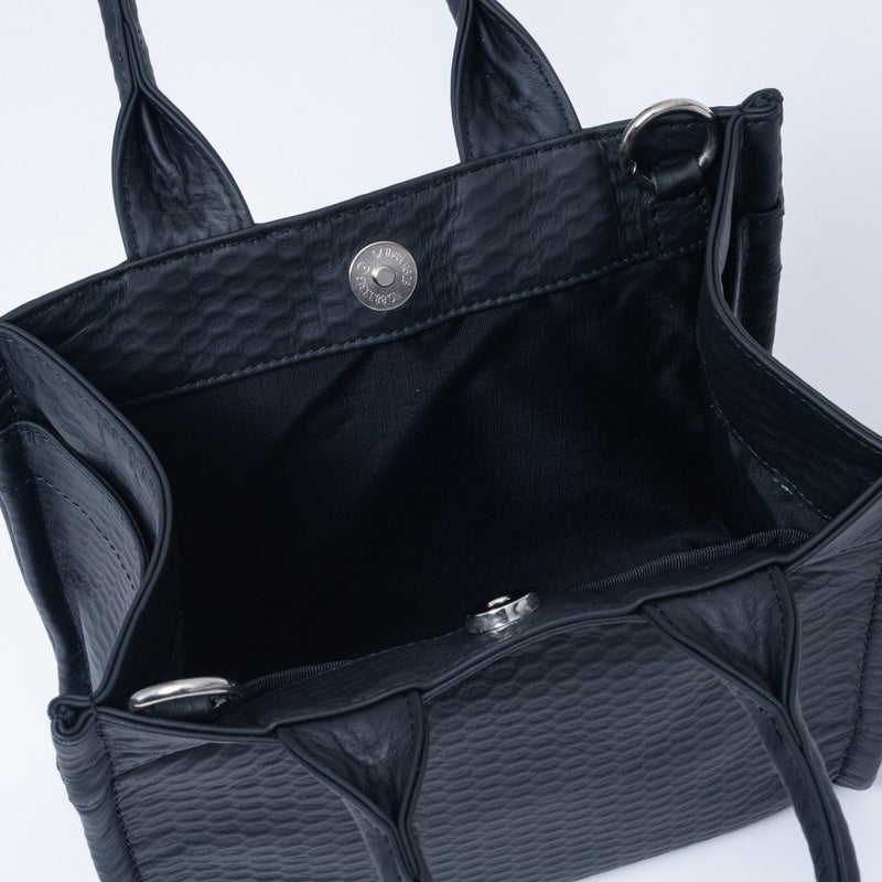 MANIUNO ECCO LEATHER スクエアミニトート(S)【MUMHMMM2】 ブラック