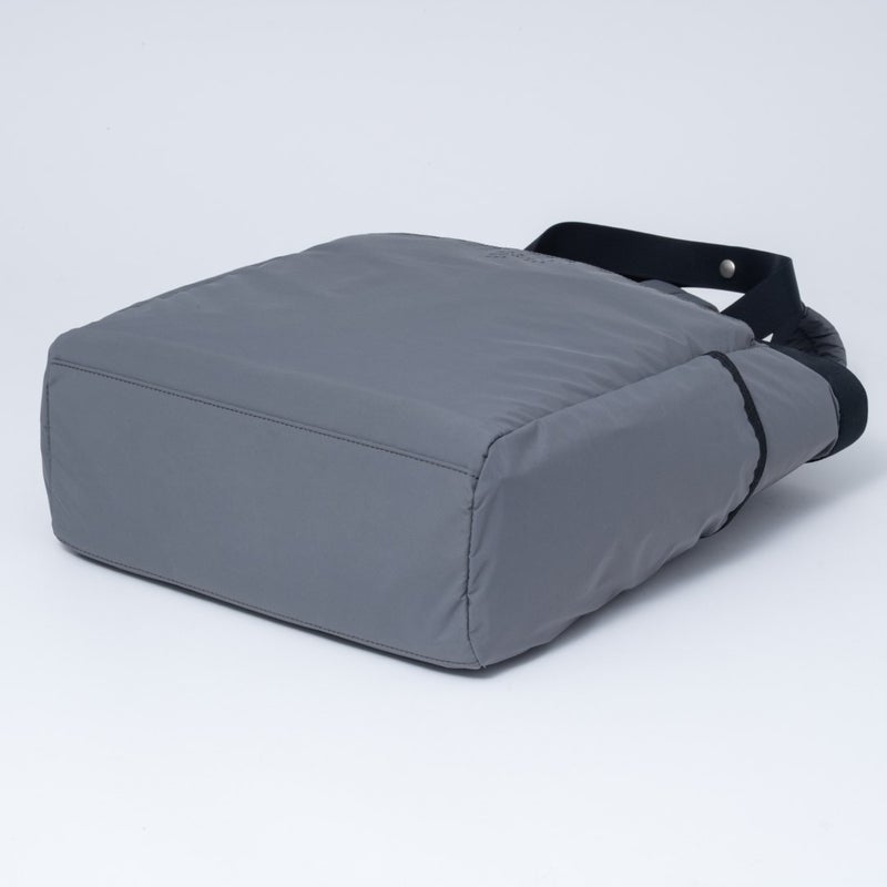 MARGARET HOWELL idea ウエイレット リュック グレー