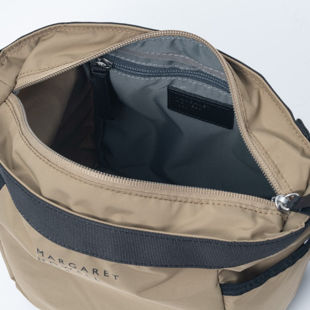 ARGARET HOWELL idea ウエイレット ポシェット ベージュ