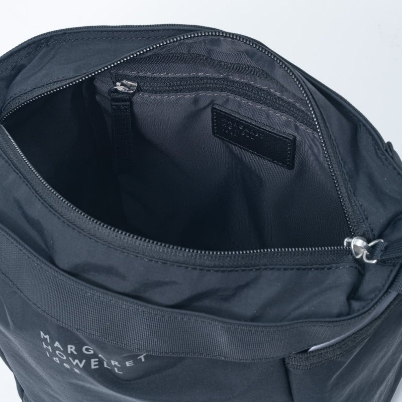 ARGARET HOWELL idea ウエイレット ポシェット ブラック