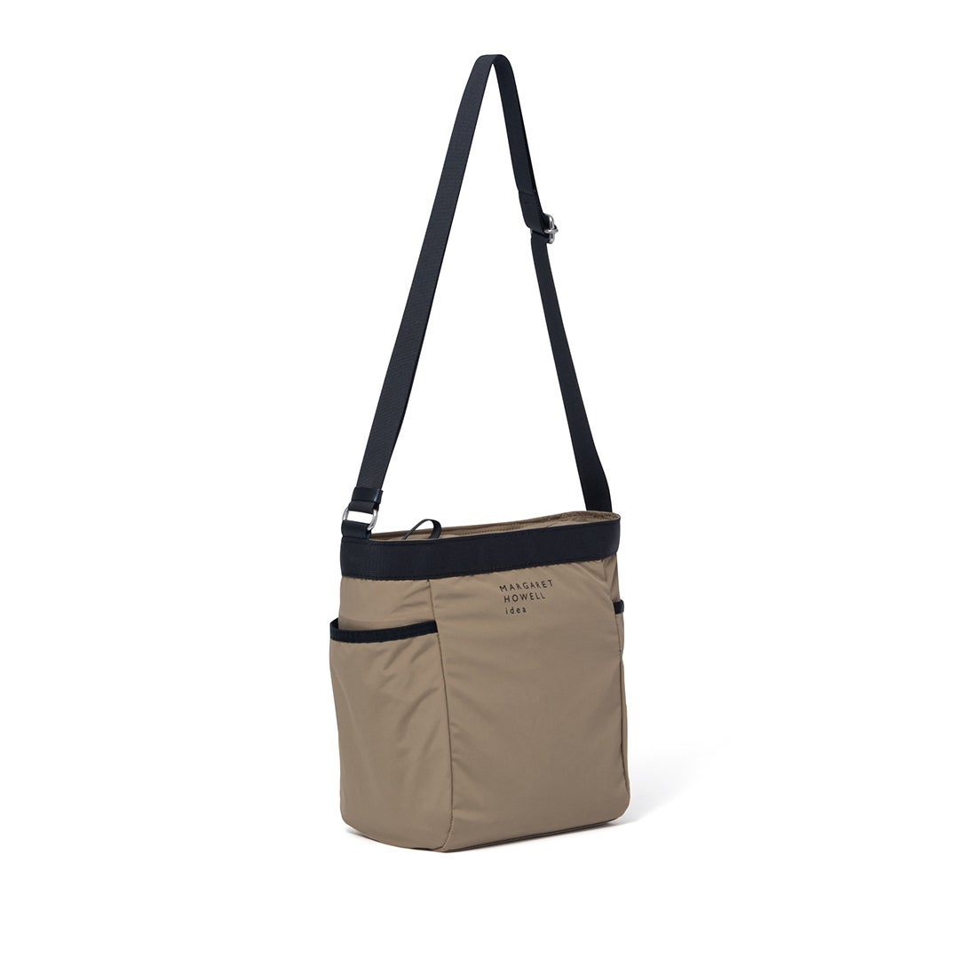 ARGARET HOWELL idea ウエイレット ポシェット ベージュ