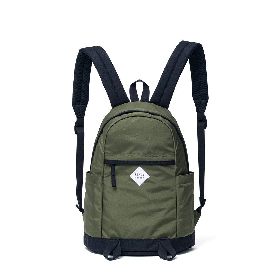 BEAMS DESIGNSlash バックパック【BMMH6BR1】 カーキ