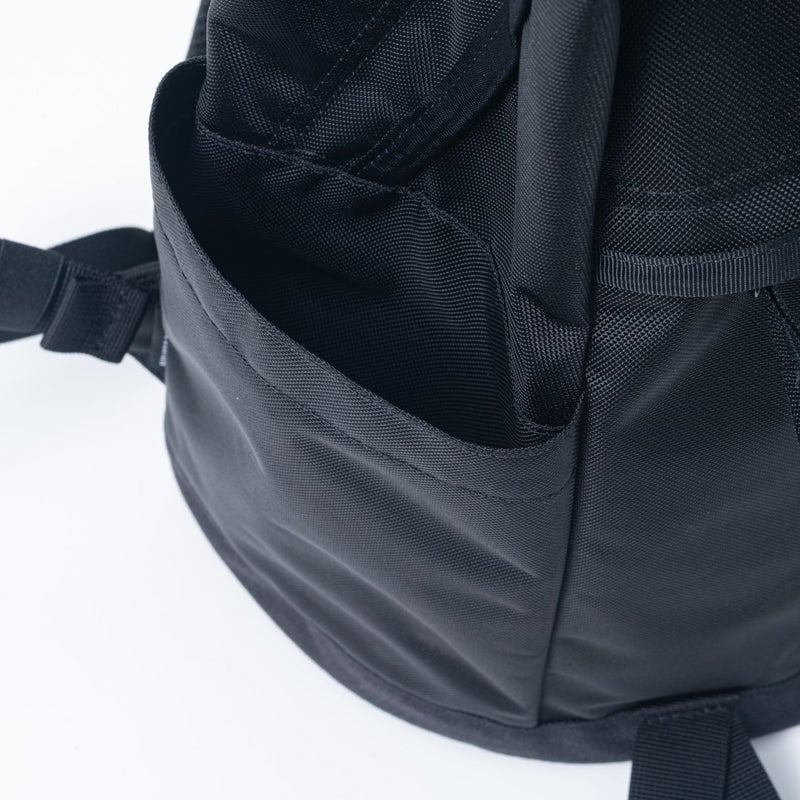 BEAMS DESIGNSlash バックパック【BMMH6BR1】 ブラック