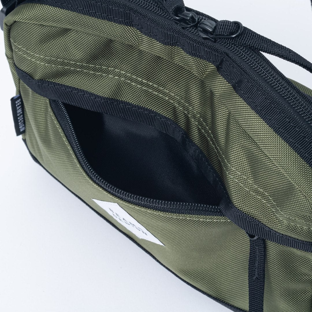 BEAMS DESIGNSlash ショルッダーバッグ【BMMH6BS4】 カーキ