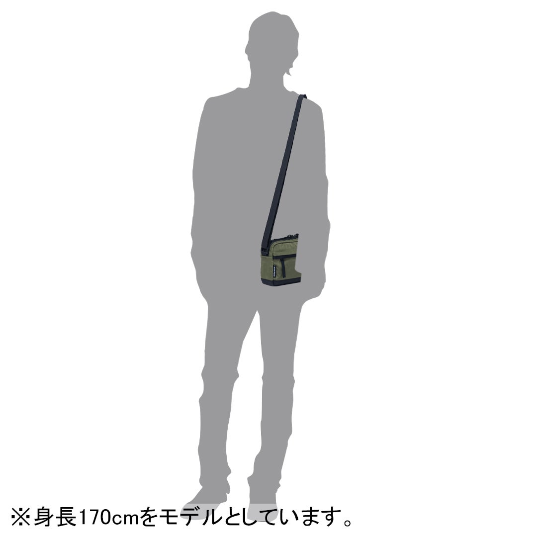 BEAMS DESIGN Slash ショルダーバッグ【BMMH6BS4】