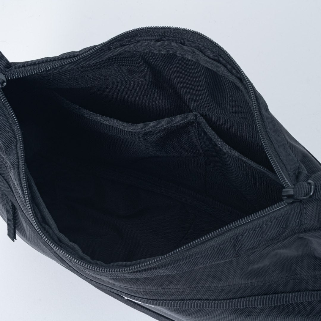 BEAMS DESIGNSlash ショルダーバッグ【BMMH6BS5】 ブラック