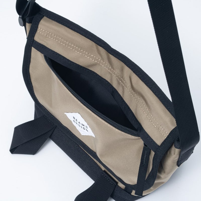 BEAMS DESIGNSlash ショルダーバッグ【BMMH6BS6】 ベージュ