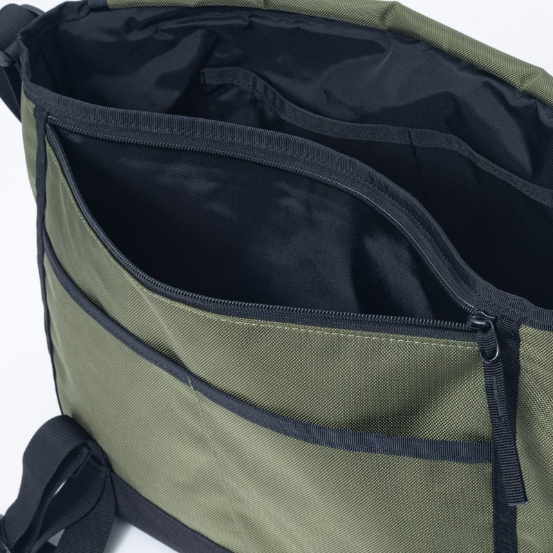 BEAMS DESIGNSlash ショルダーバッグ【BMMH6BS7】 カーキ