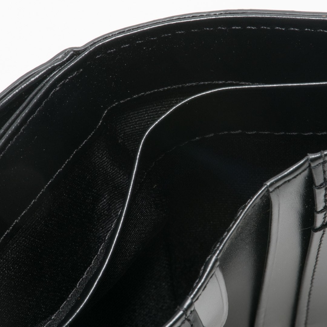 PATRICK COX CROWN PYTHON L字ファスナー二つ折り財布 ブラック×ホワイト