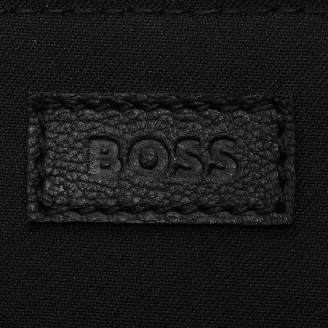 BOSS New Crosstown_C.Zip マルチケース【HBMW6YE1】 ブラック