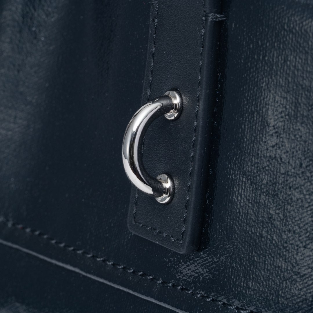 JILL STUART フローズン タテ型トート ブラック