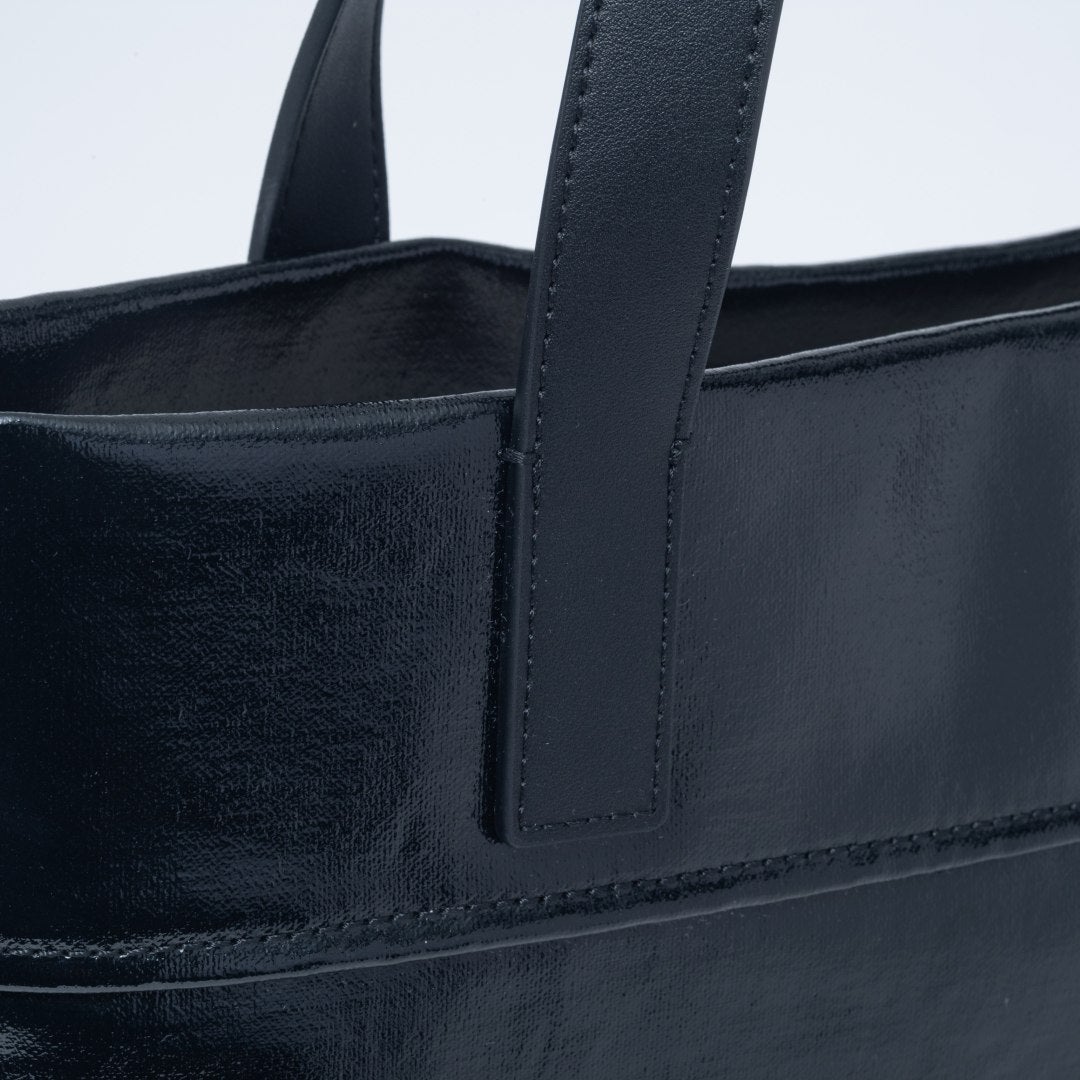 JILL STUART フローズン タテ型トート ブラック
