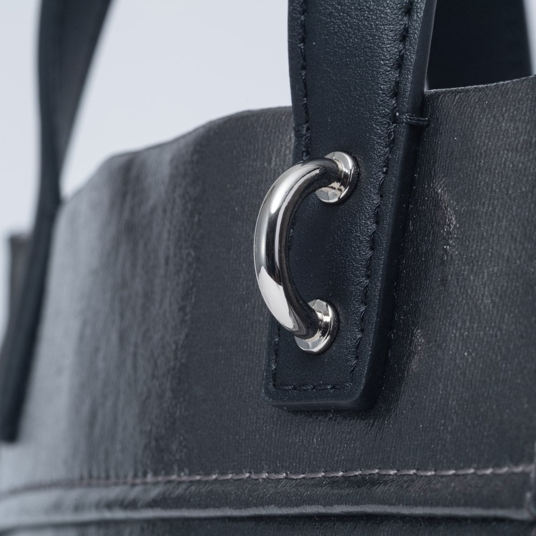 JILL STUART フローズン 2WAYトート シルバー