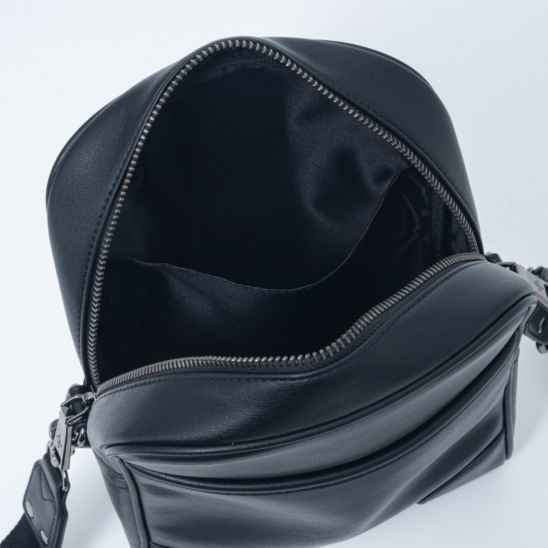 PATRICK COX VERTCAL ショルダーバッグ ブラック