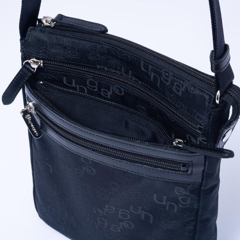 U by ungaro マノン ポシェット ブラック