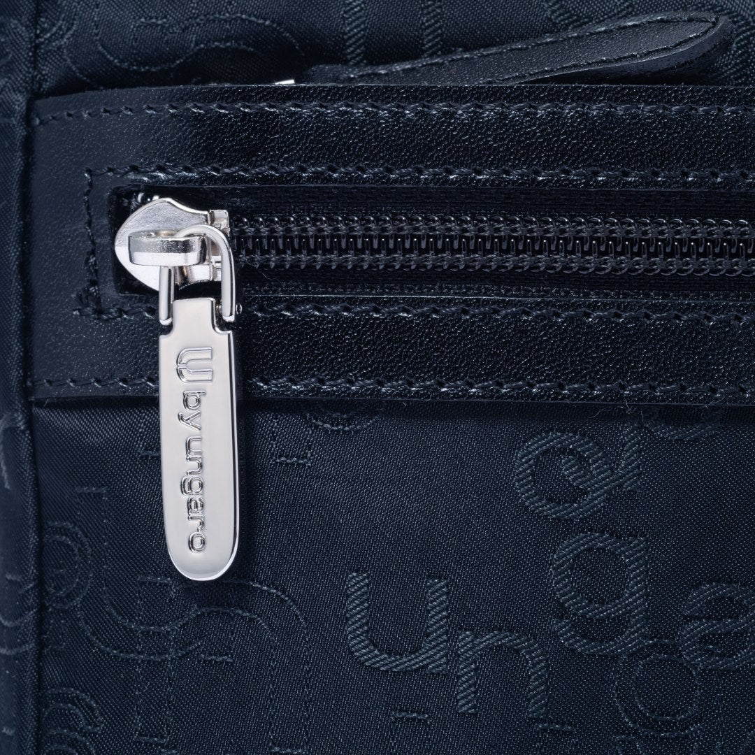 U by ungaro マノン ポシェット ブラック