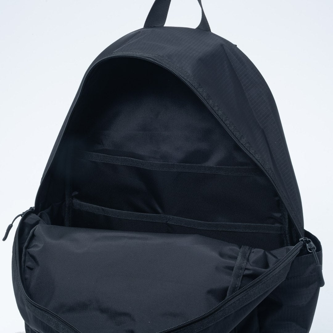 BEAMS DESIGN Runway バックパック【BMMH6FR1】 ブラック