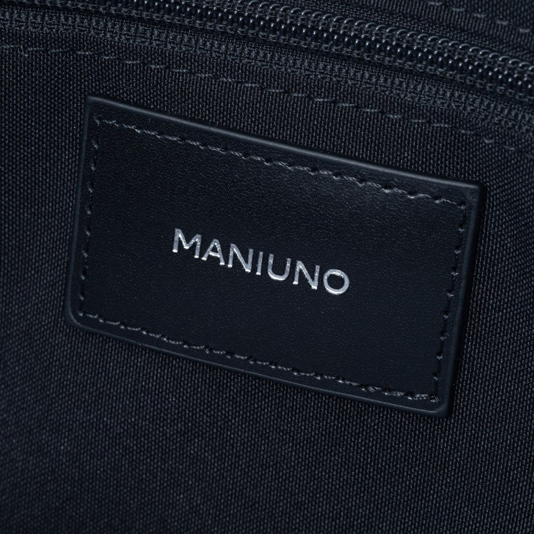 MANIUNO INTRE air トートバッグ(M)【MUMH6AT2】 ブラック