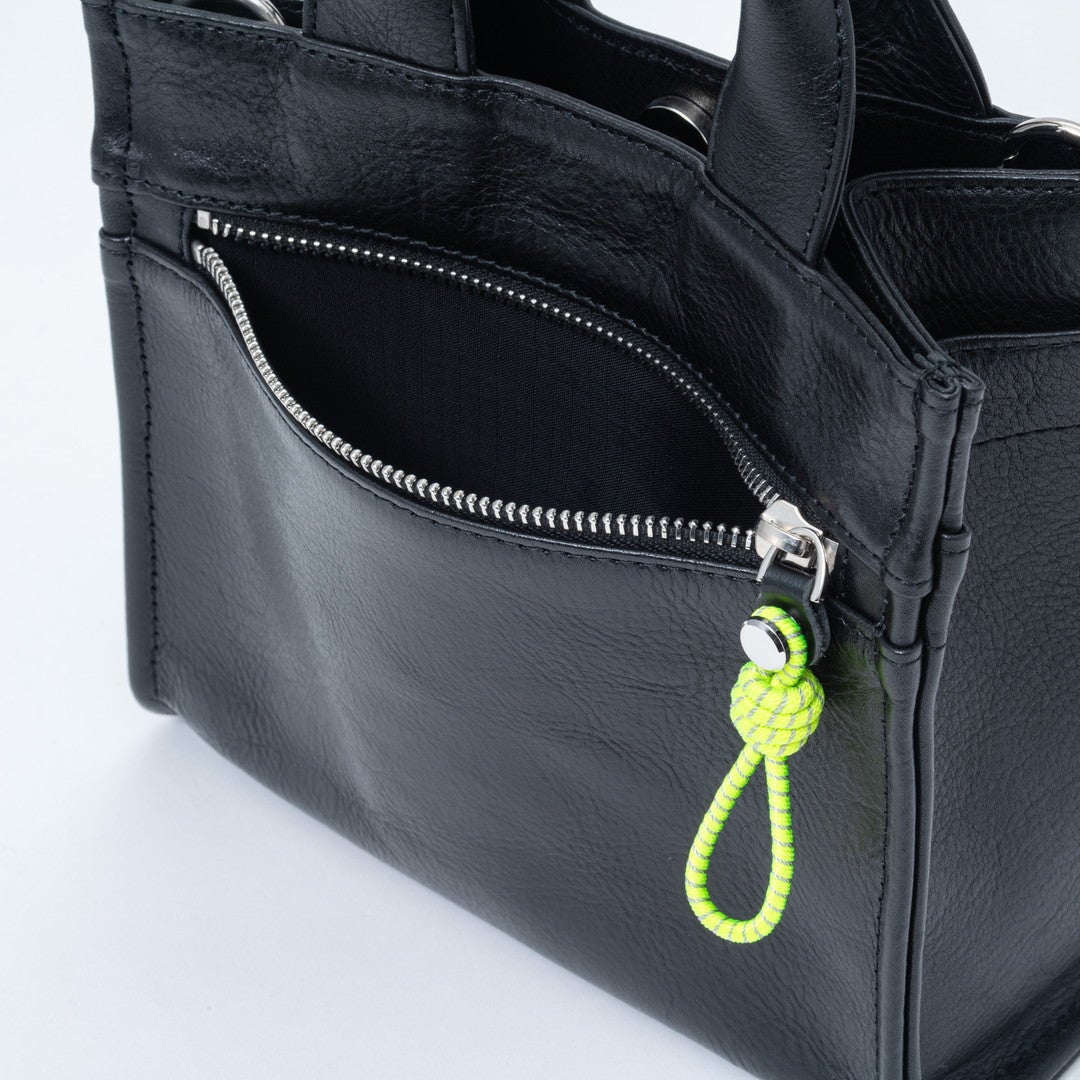 MANIUNO NOVATEX オイルレザー スクエアミニトート(S) 商品｜THE BAGMANIA
