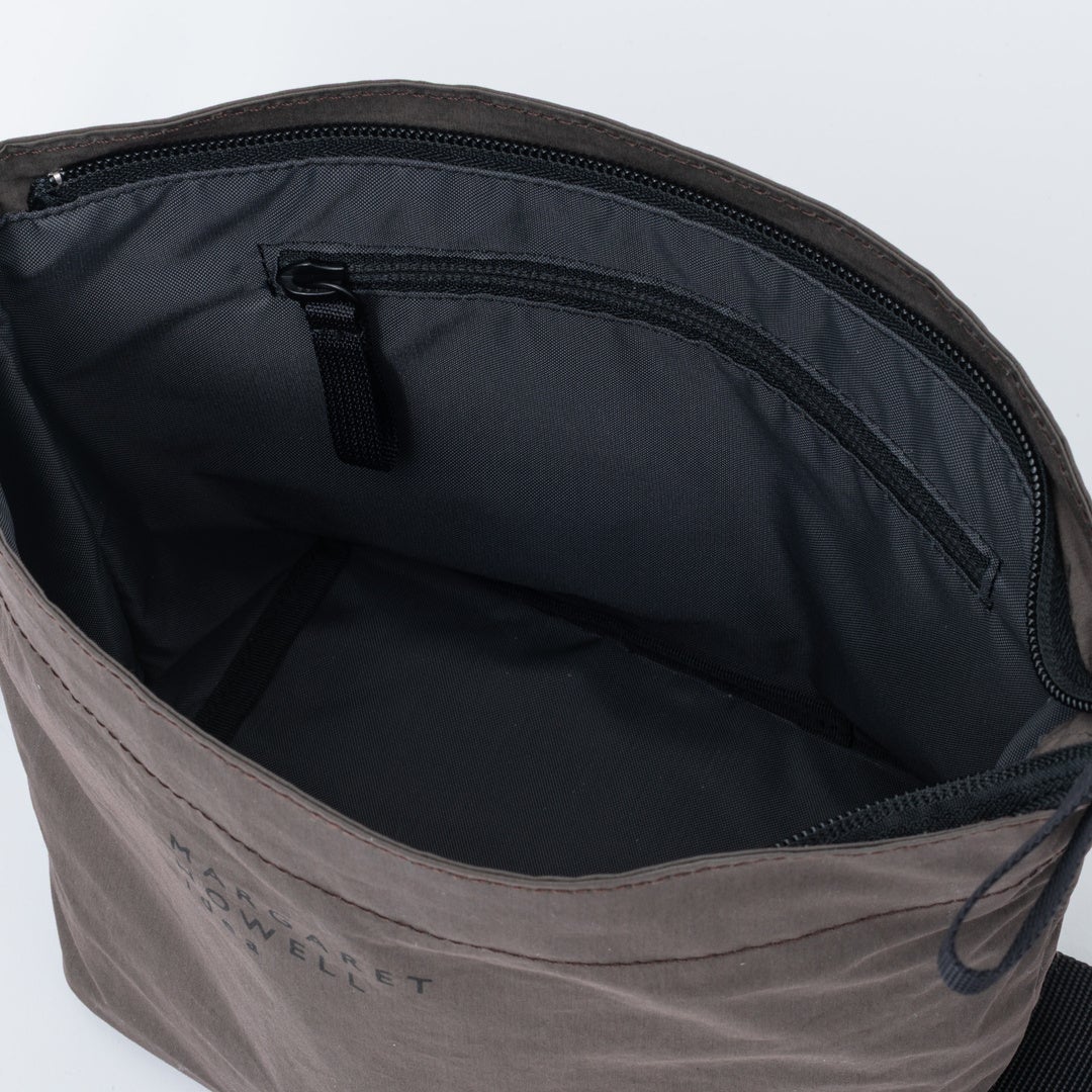 MARGARET HOWELL idea ステンマー ポシェット ブラウン