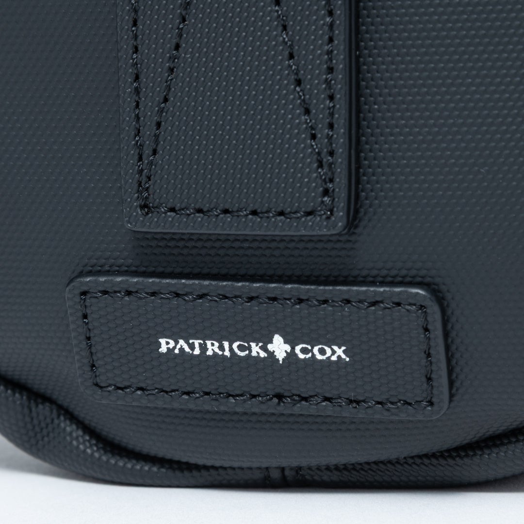PATRICK COX TYPO 2WAYショルダーバッグ ブラック